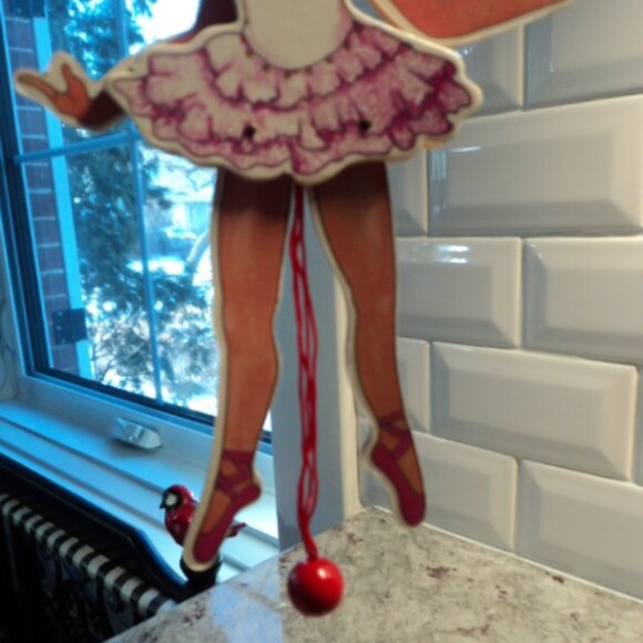 vintage Christmas wooden pull string ornament - Picture 2 of 3